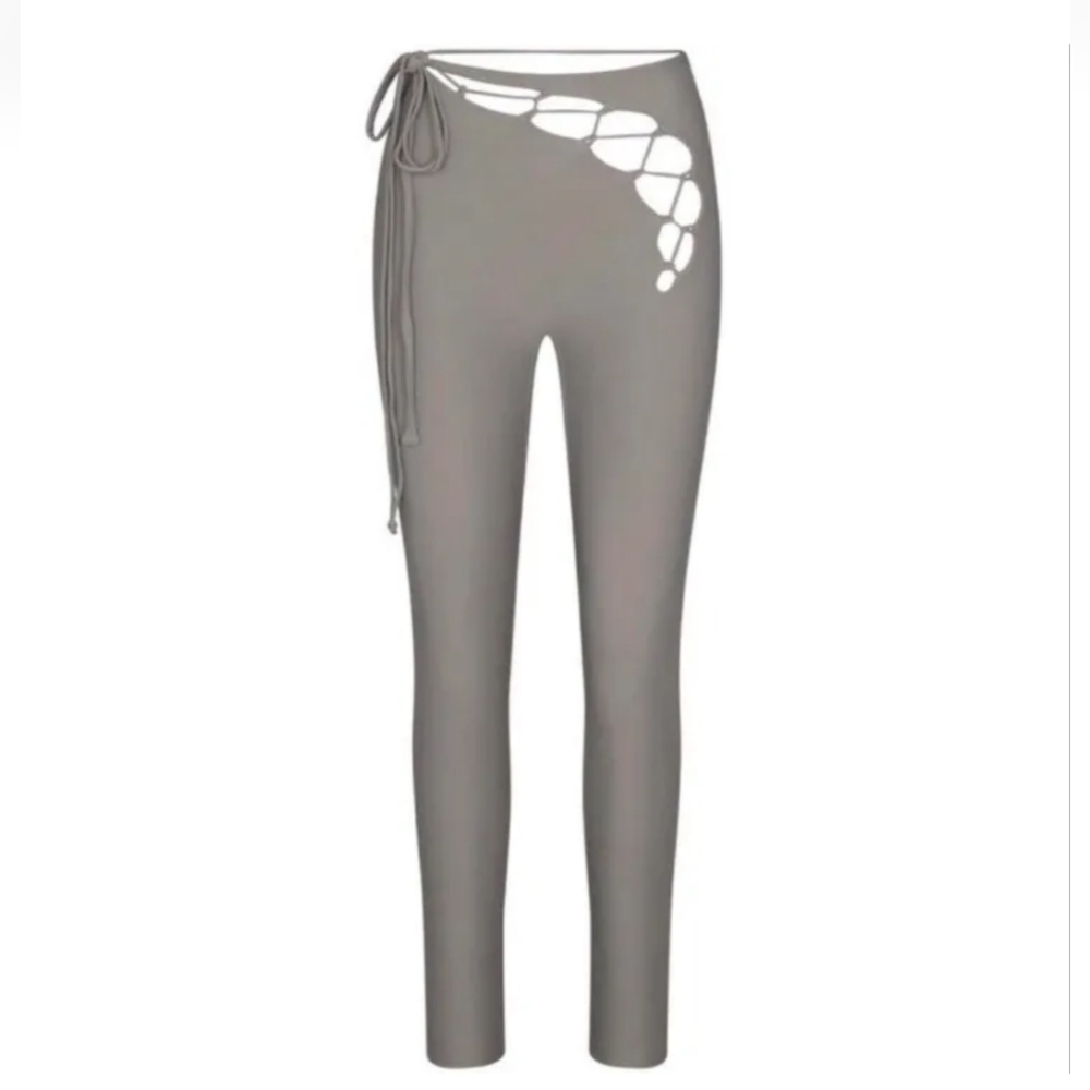 (B14) SKIMS Lace Up Leggings xs